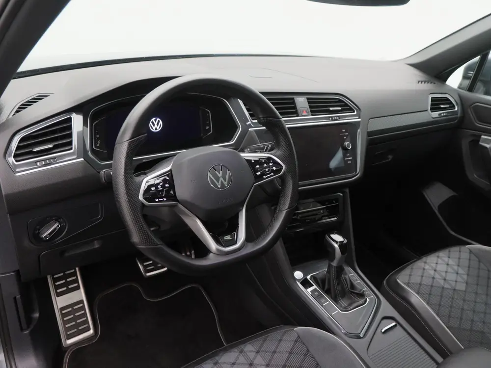 Volkswagen Tiguan Allspace 1.5 TSi 150 Pk Automaat R-Line Bu uit 2023, foto 3