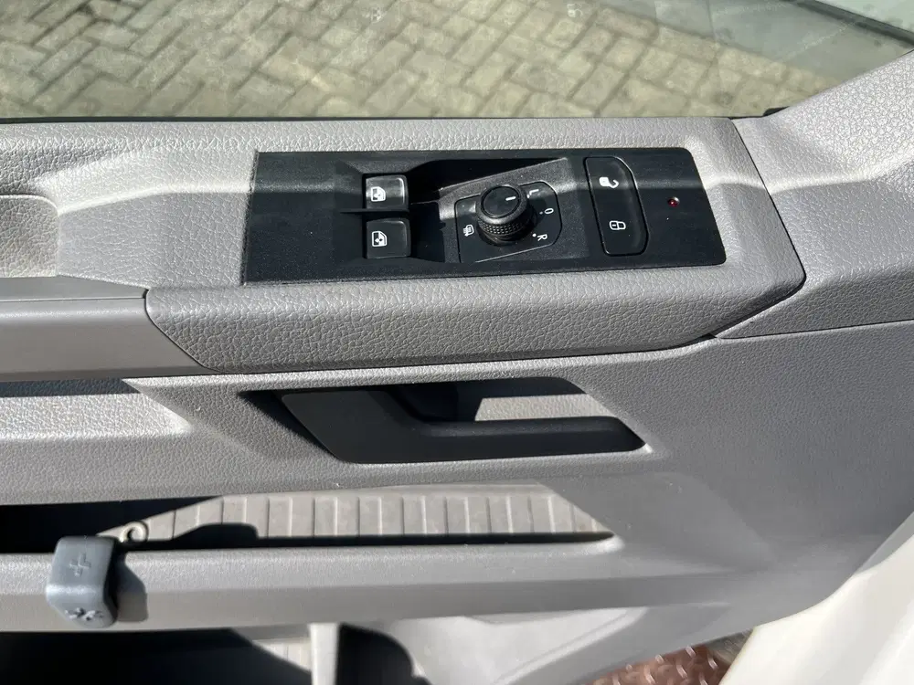 Volkswagen Transporter 2.0 TDI L2H1 DC 30 Dubbele cabine ope uit 2021, foto 10
