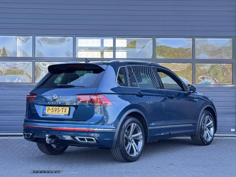 Volkswagen Tiguan 1.5 TSI R-LINE BUSINESS+ I AUTOMAAT I TREK uit 2022, foto 3
