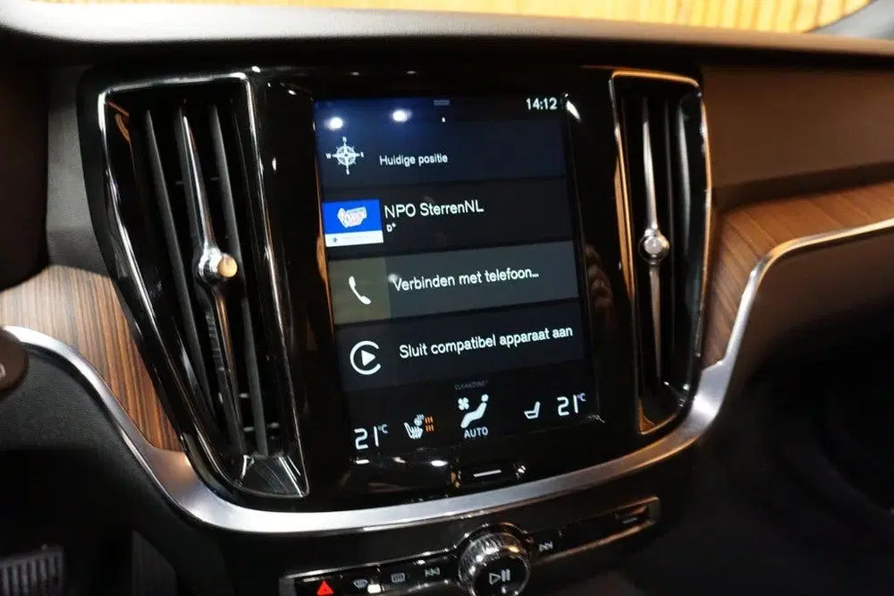 Volvo V60 2.0 T5 AWD PRO CROSS COUNTRY uit 2020, foto 19