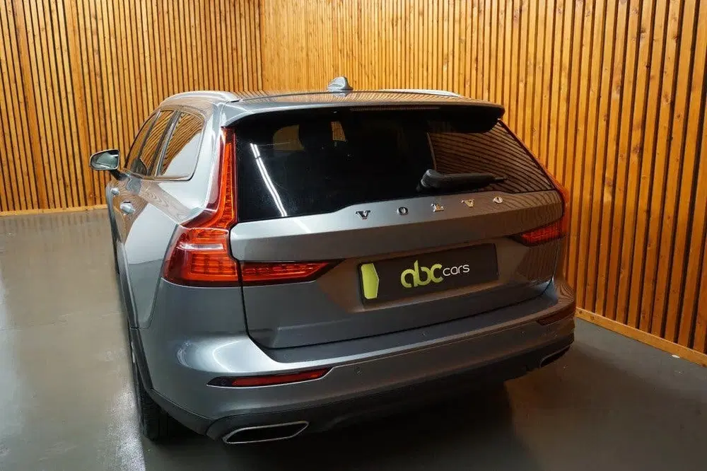 Volvo V60 2.0 T5 AWD PRO CROSS COUNTRY uit 2020, foto 8