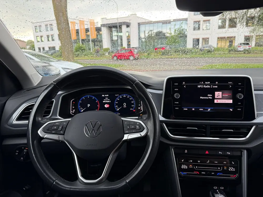 Volkswagen T-Roc 1.5 TSI Style Stuur+stoel verw, Trekhaak uit 2023, foto 6