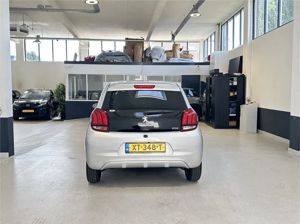 Peugeot 108 1.0 e-VTi Allure uit 2019, foto 5