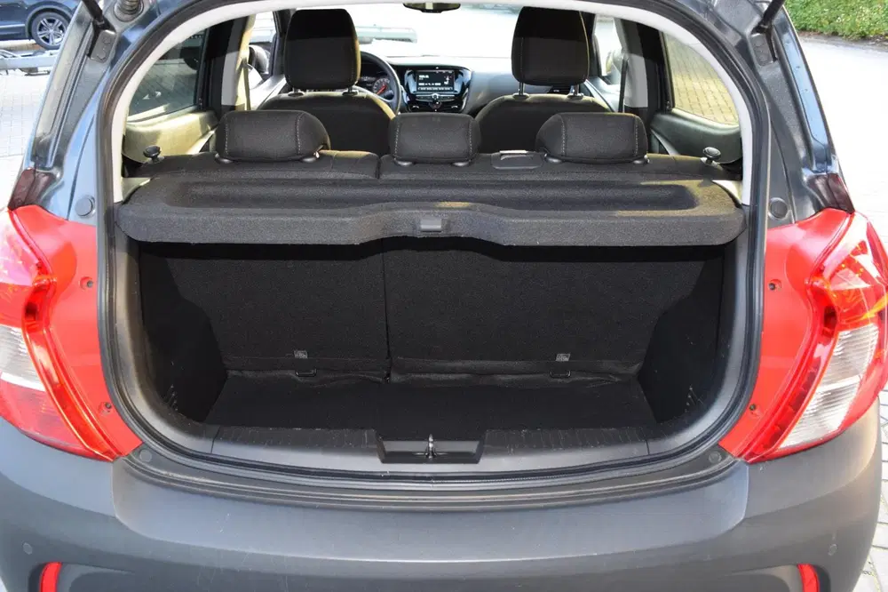 Opel Karl 1.0 Rocks Online Edition uit 2019, foto 10