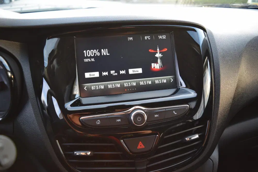 Opel Karl 1.0 Rocks Online Edition uit 2019, foto 13
