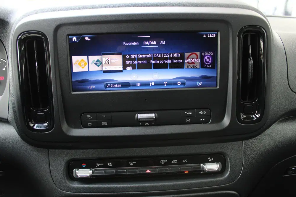 Mercedes-Benz Vito 116 CDI uit 2024, foto 11