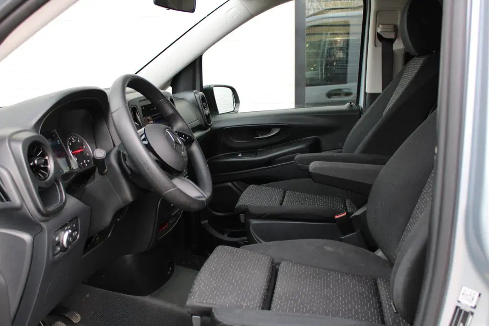 Mercedes-Benz Vito 116 CDI uit 2024, foto 7