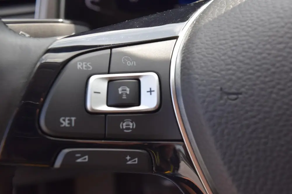 Volkswagen T-Roc 1.5 TSI Style Business van camera el achter uit 2021, foto 12