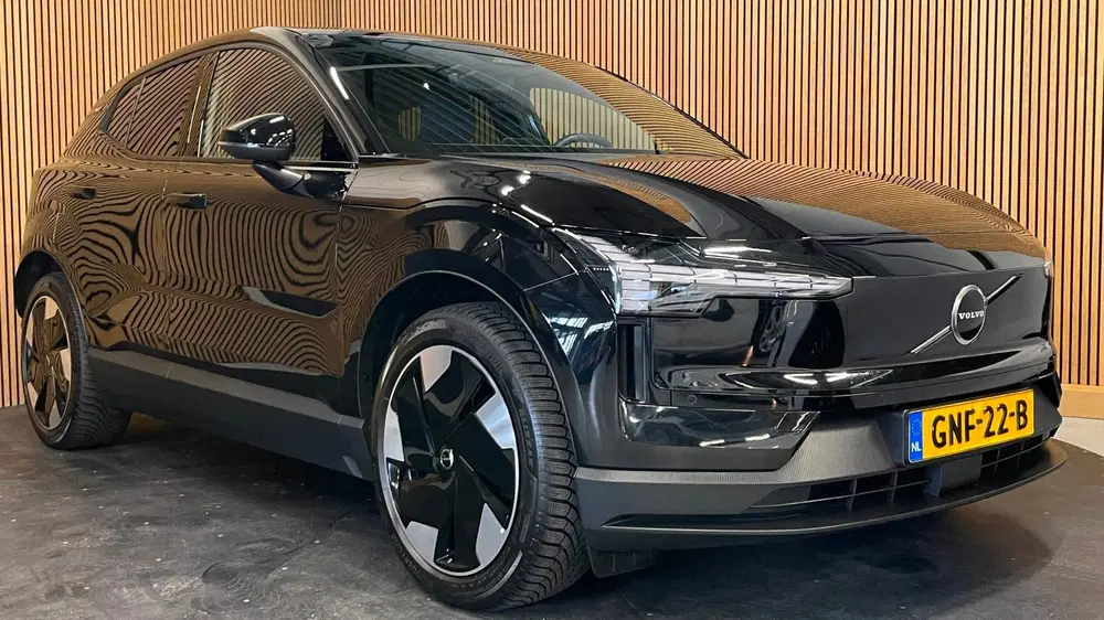 Volvo EX30 Single Motor Extended Range Plus 69 kWh uit 2024, foto 18