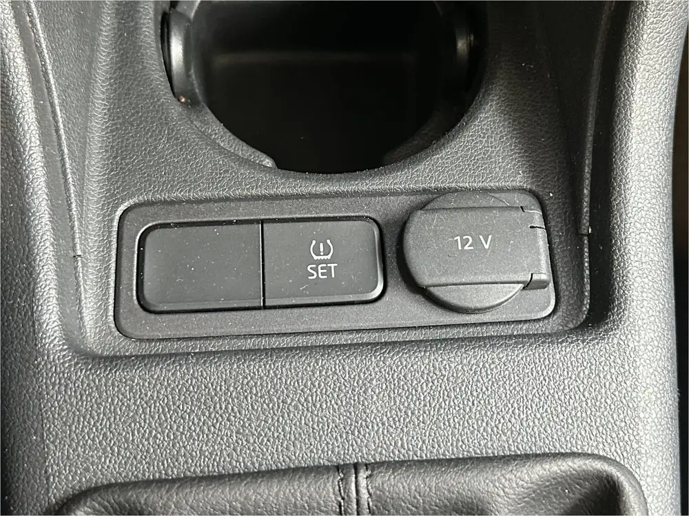 Volkswagen Up! 1.0 BMT move up! | Airco | Bluetooth | NL | 2 uit 2020, foto 17