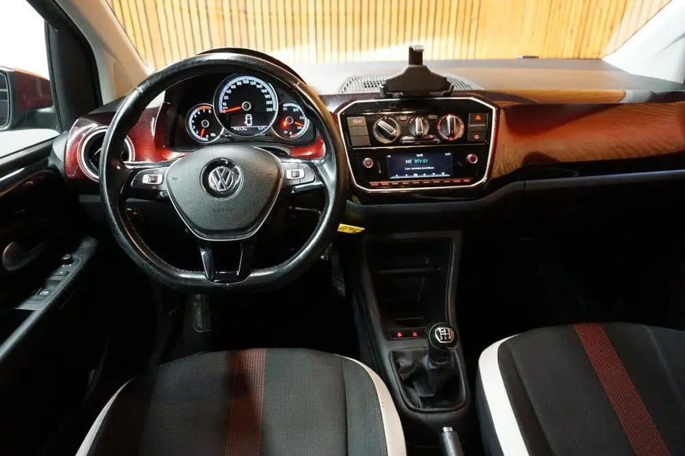 Volkswagen UP 1.0 BMT HIGH UP! uit 2020, foto 16