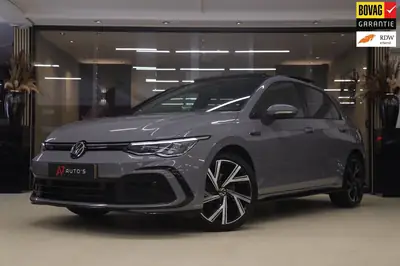 Volkswagen Golf 1.5 eTSI R-Line Business PANO/CAM/CARPLAY/AC uit 2023