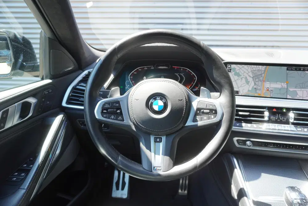 BMW X6 xDrive40i uit 2020, foto 12