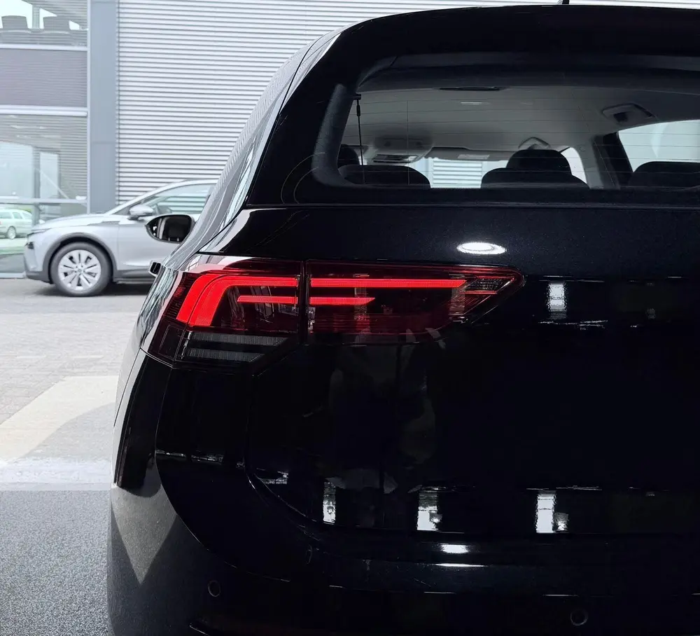 Volkswagen Golf 1.5 TSI Life Business Keyless|pdc|Sfeerverli uit 2022, foto 14