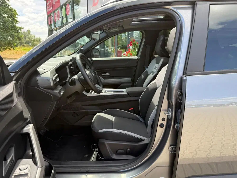Dacia Bigster 1.8 Hybrid 155 Launch Edition *Schuif uit 2025, foto 9