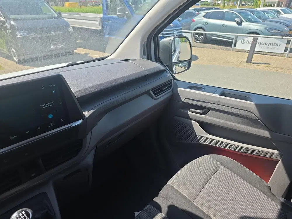 Volkswagen Transporter 2.0 TDI L2H1 30 uit 2025, foto 8
