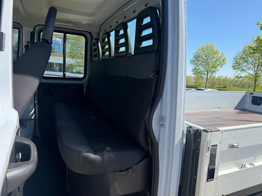 Iveco Daily Dubbelcabine Openlaadbak Automaat Airco Cr uit 2023, foto 10