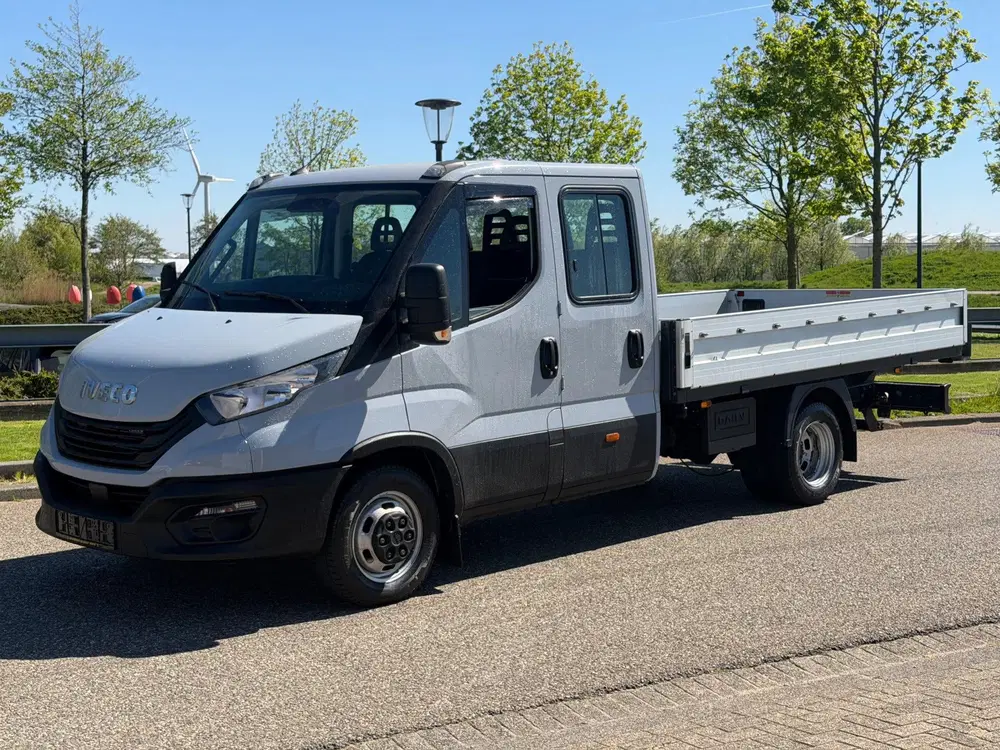 Iveco Daily Dubbelcabine Openlaadbak Automaat Airco Cr uit 2023, foto 2