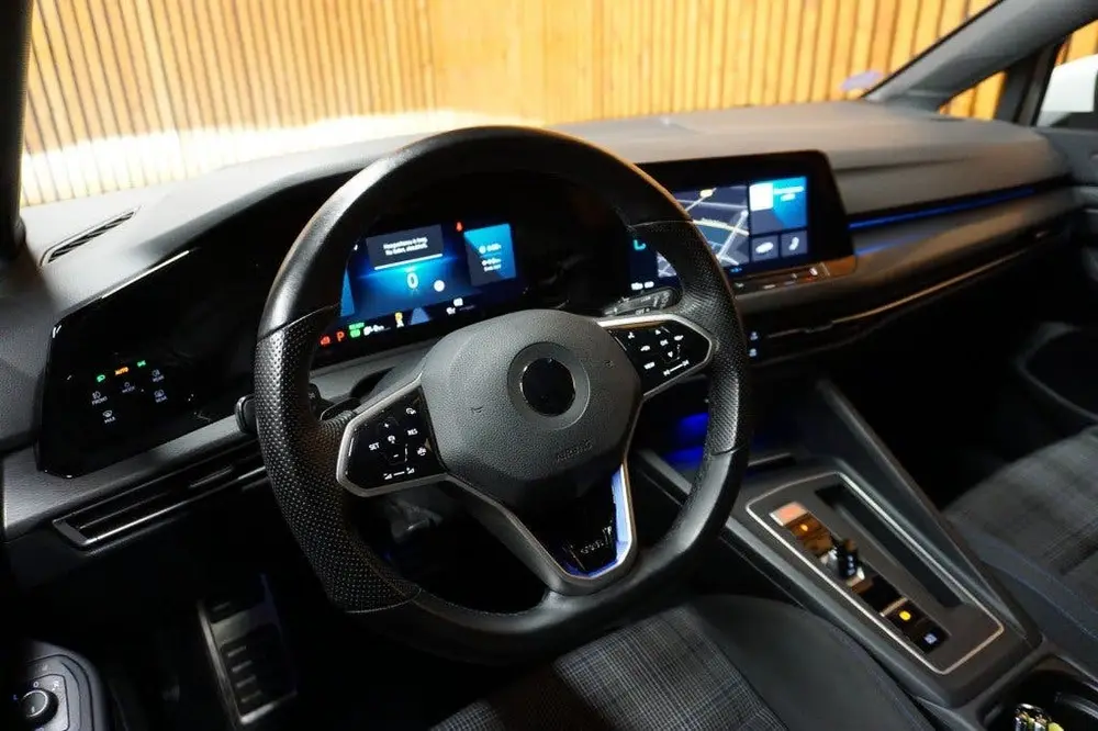 Volkswagen GOLF 1.4 EHYBRID GTE uit 2021, foto 18