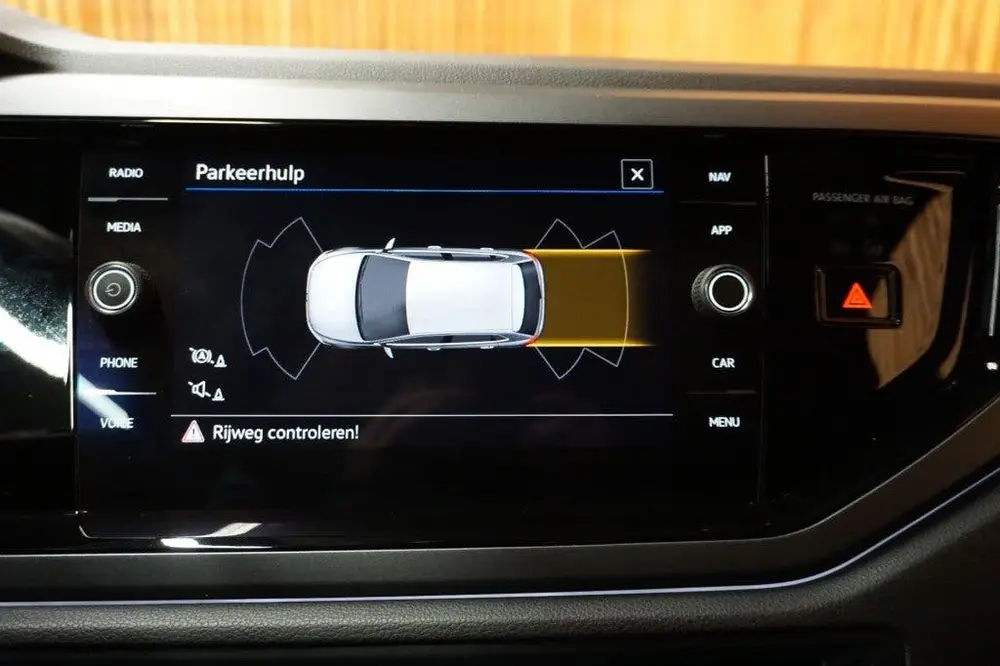 Volkswagen POLO 1.0 TSI R-LINE NAVIGATIE  / APPLE CARPLAY / uit 2022, foto 18
