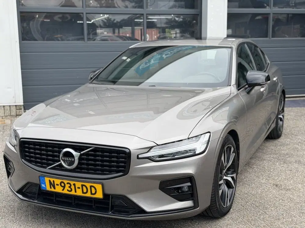 Volvo S60 2.0 B3 R-Design (bj 2021 uit 2021, foto 4