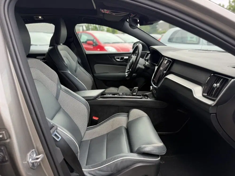 Volvo S60 2.0 B3 R-Design (bj 2021 uit 2021, foto 7
