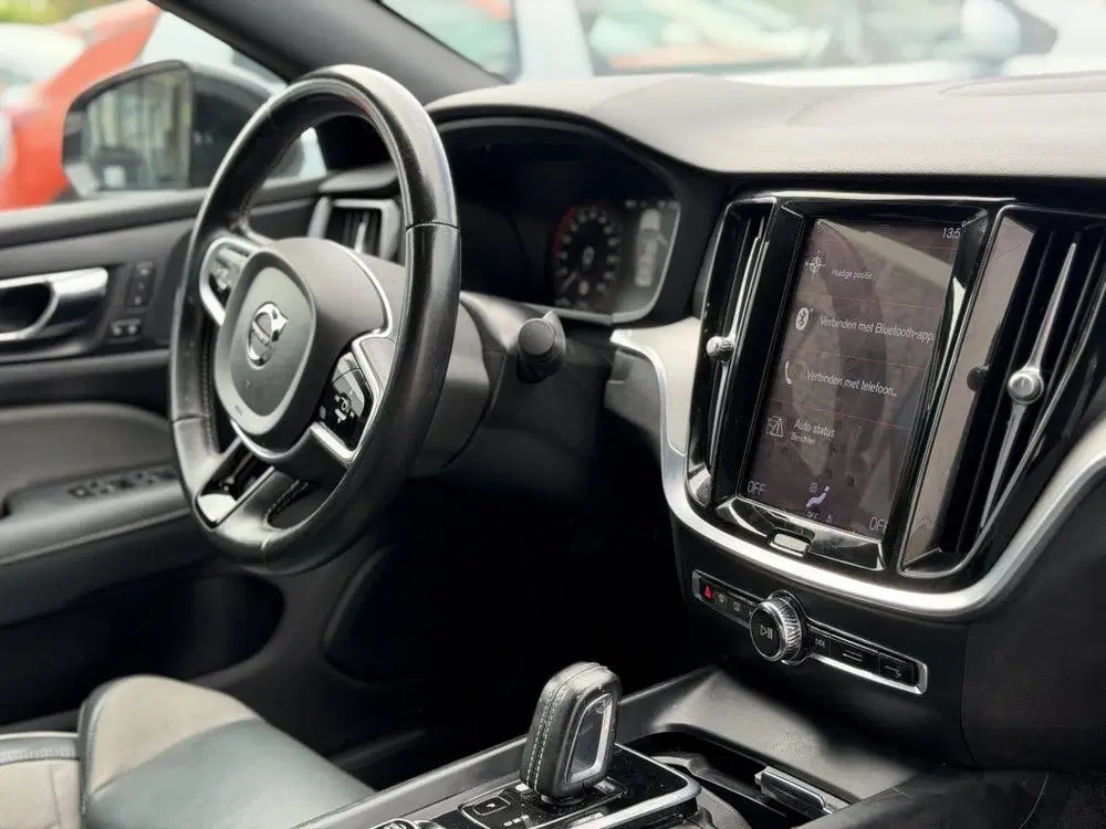 Volvo S60 2.0 B3 R-Design (bj 2021 uit 2021, foto 8