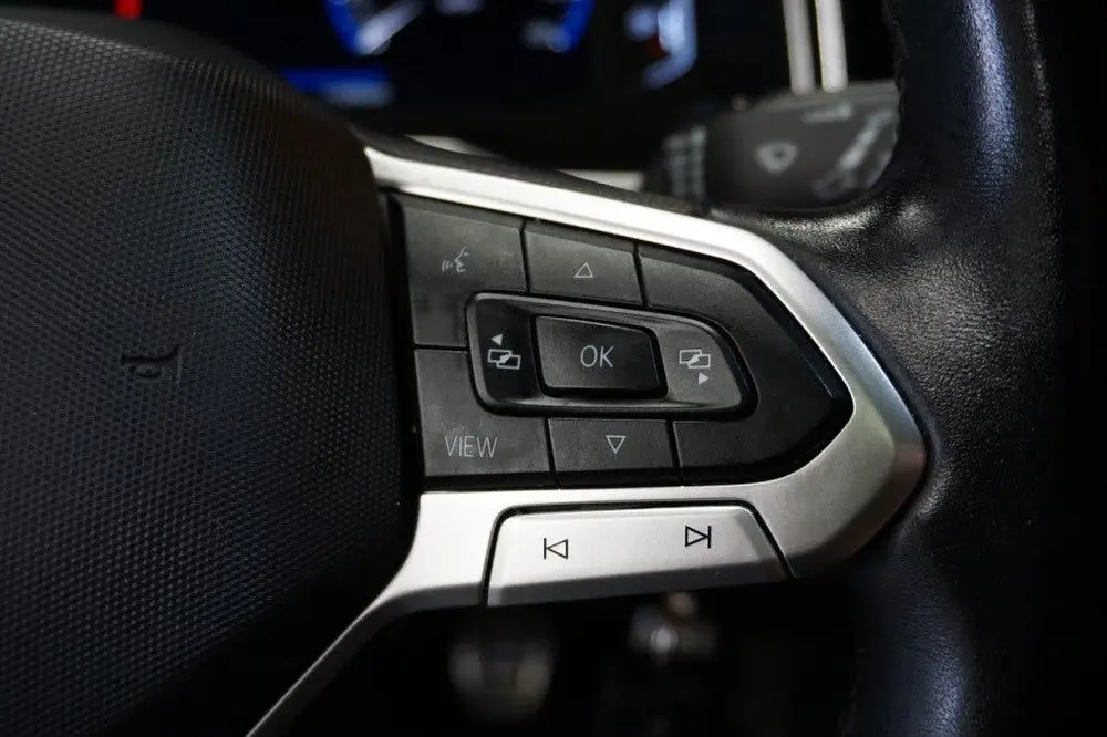Volkswagen POLO 1.0 TSI R-LINE APPLE CARPLAY CLIMA SFEERVERL uit 2021, foto 14