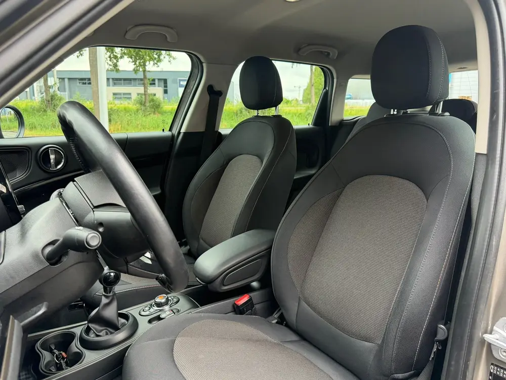 Mini Countryman 1.5 One Pepper Navi|Cruis-control|Led|PDC uit 2019, foto 16