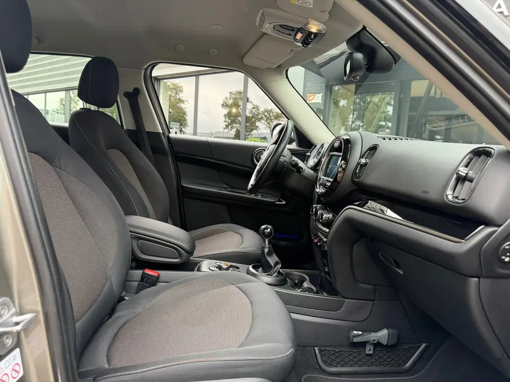 Mini Countryman 1.5 One Pepper Navi|Cruis-control|Led|PDC uit 2019, foto 8