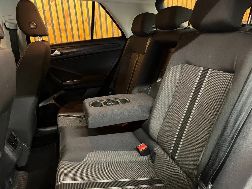 Volkswagen T-ROC 1.5 TSI 150 PK STYLE AUTOMAAT uit 2020, foto 18