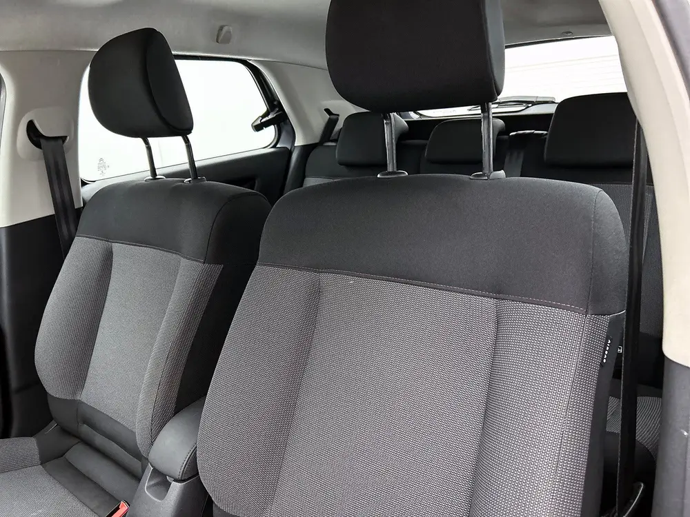 Citroën C4 Cactus 1.2 PureTech Business CarPlay, Navi uit 2019, foto 16