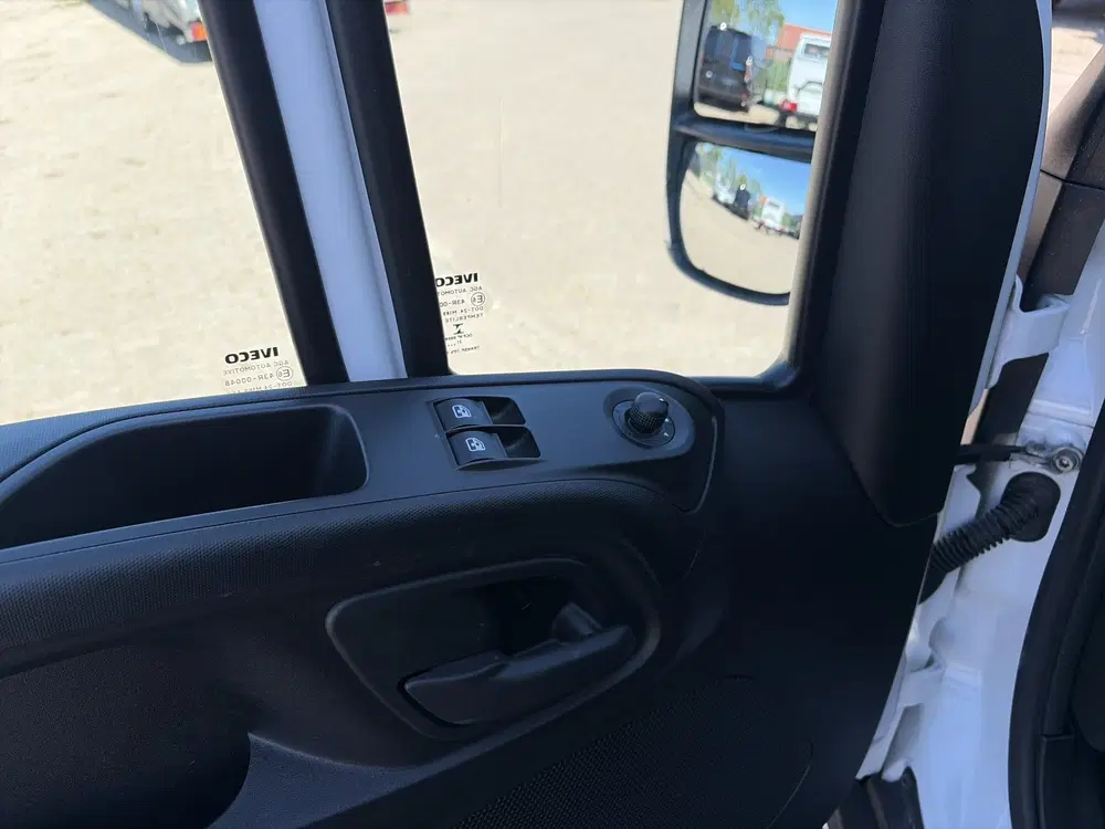 Iveco Daily 35C16 2.3 410 Bakwagen Laadklep 750kg uit 2022, foto 17