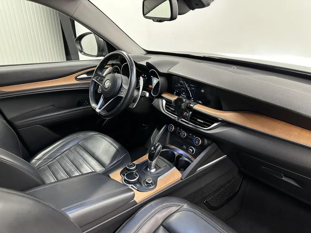 Alfa Romeo Stelvio 2.0 T AWD TREKHAAK LEER NAVI CRUISE ECC. uit 2019, foto 13