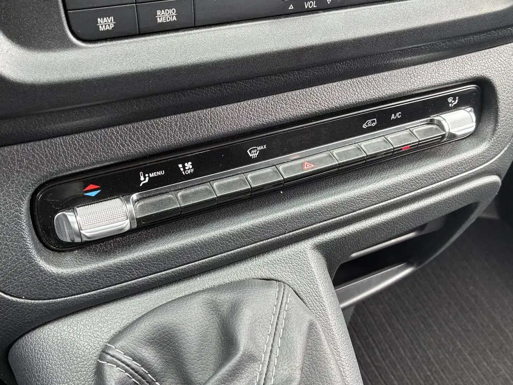 Mercedes-Benz Vito 110 CDI L2 Base uit 2024, foto 13