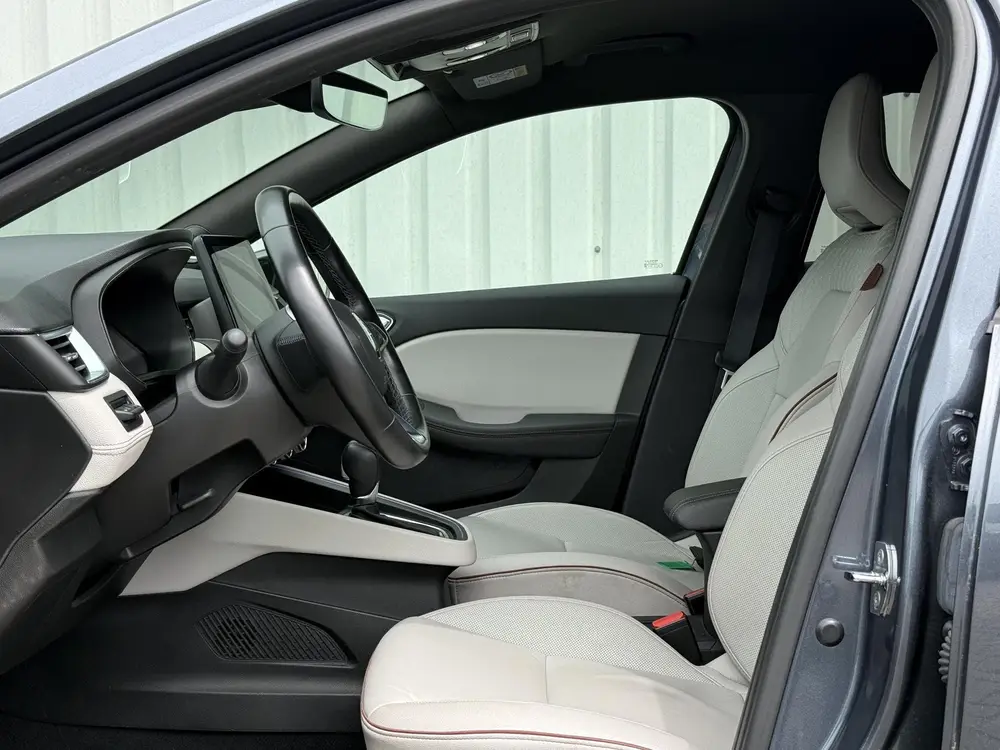 Renault Clio E-Tech Hybrid 140PK Initiale Paris uit 2022, foto 8