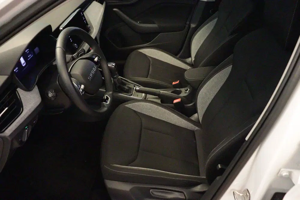 Skoda Kamiq 1.0 TSI Selection Automaat uit 2025, foto 5