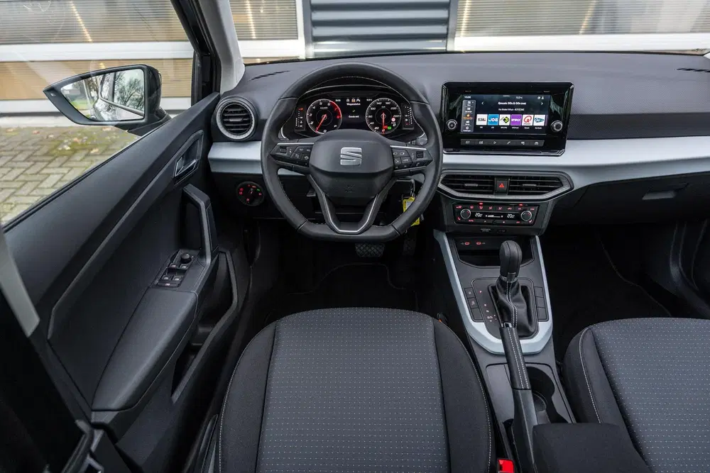 SEAT Arona 1.0 EcoTSI 115pk DSG Style Business Connec uit 2025, foto 19