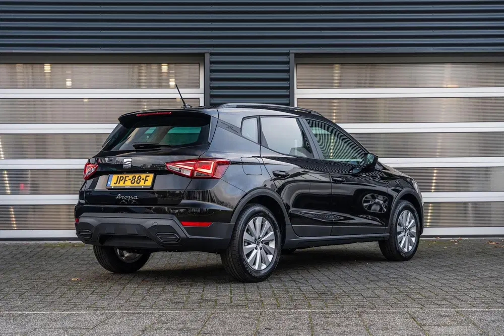 SEAT Arona 1.0 EcoTSI 115pk DSG Style Business Connec uit 2025, foto 2