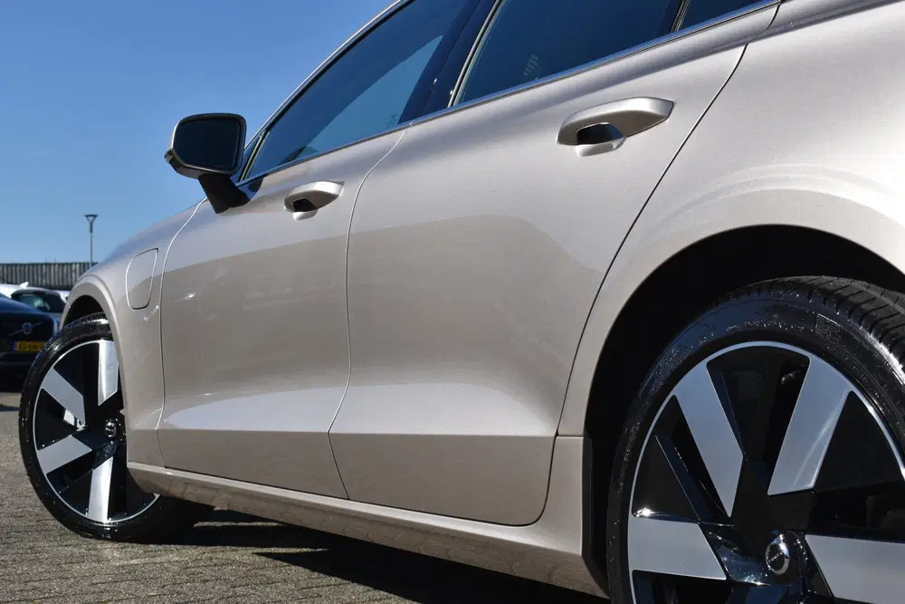 Volvo V60 T6 AWD 350PK Plug-in Hybrid Essential Brig uit 2025, foto 13
