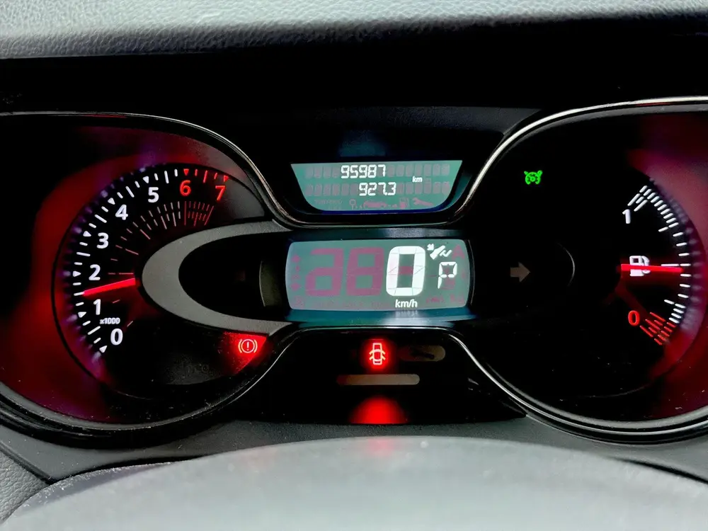 Renault Captur 1.3 TCe Intens - trekhaak compleet & comforta uit 2019, foto 4