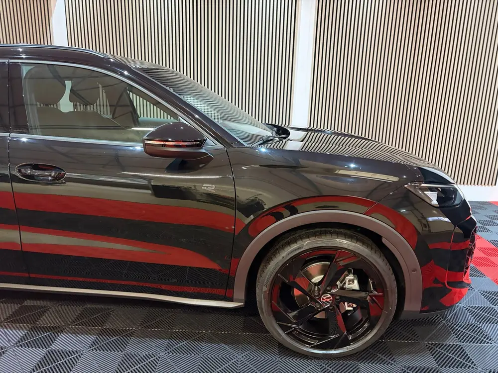 Volkswagen T-Roc 1.5 eTsi R-Line First Edition 2026 Pano Cam uit 2026, foto 3