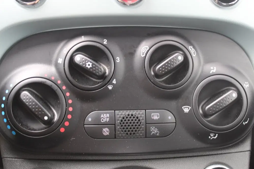 Fiat 500 1.0 Hybrid Cruise control l Navigatie l Ap uit 2023, foto 19
