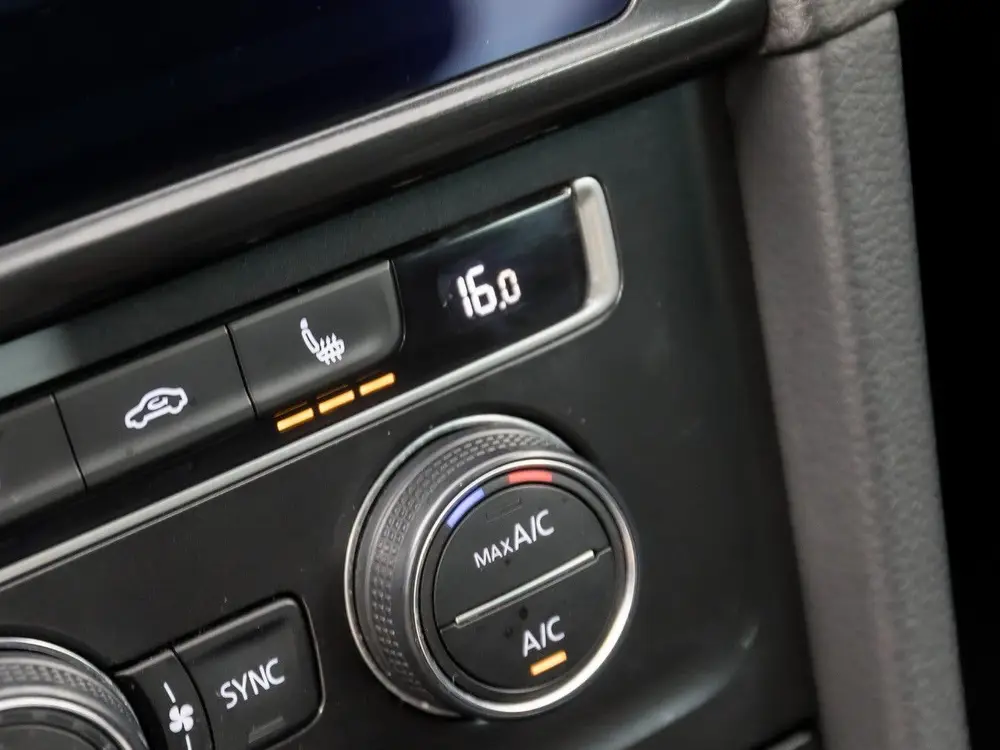 Volkswagen Golf 1.0 TSI Sportline Automaat (APPLE CARPLAY, G uit 2019, foto 10
