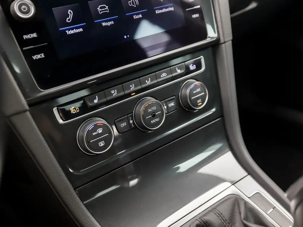 Volkswagen Golf 1.0 TSI Sportline Automaat (APPLE CARPLAY, G uit 2019, foto 9