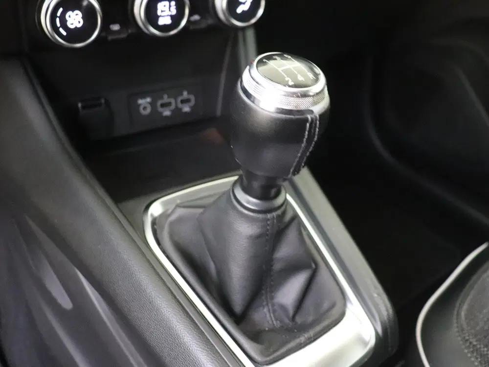 Renault Captur 1.0 TCe 100 Intens uit 2020, foto 14