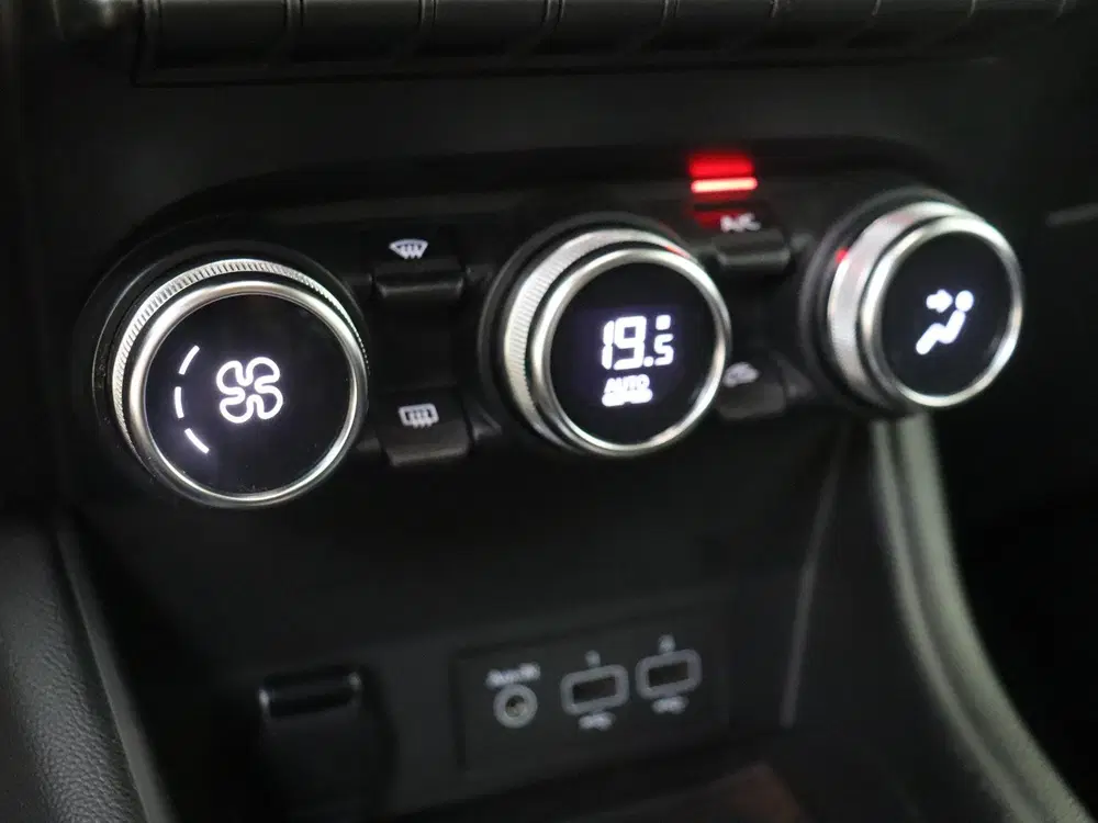 Renault Captur 1.0 TCe 100 Intens uit 2020, foto 19