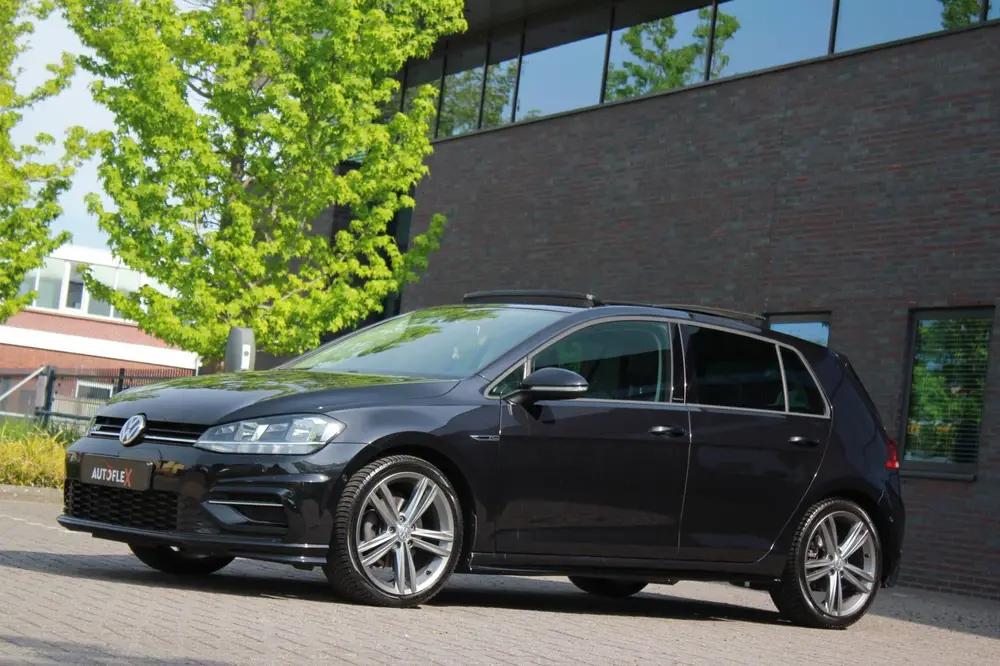 Volkswagen GOLF 1.5 TSI Highline uit 2019, foto 12