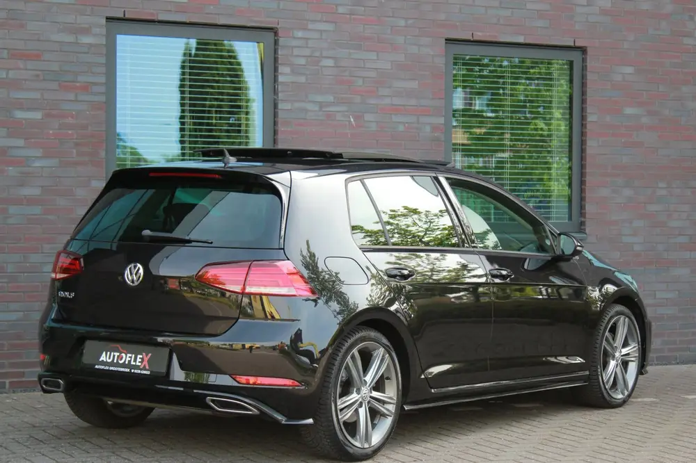 Volkswagen GOLF 1.5 TSI Highline uit 2019, foto 9