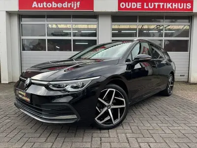 Volkswagen GOLF Variant 1.5 eTSI ACT DSG Style Camera ACC IQ uit 2021